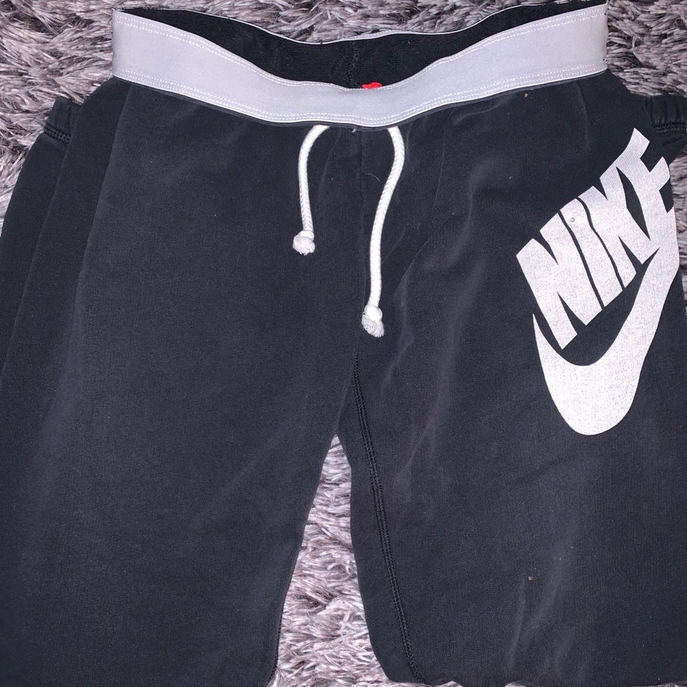 Nike Sweatpants